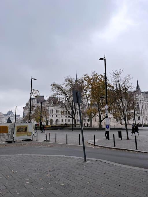 12# Sunflower Cozy Apartment Budapest Eksteriør billede